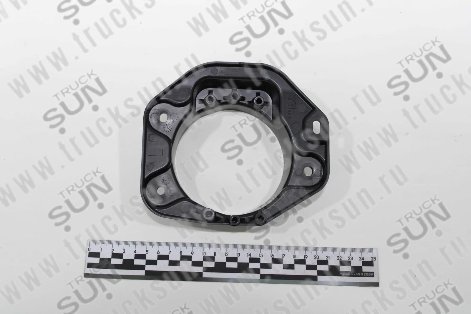 Корпус ПТФ LH HINO300 евро4 (52126-37020), изображение 2 из 2
